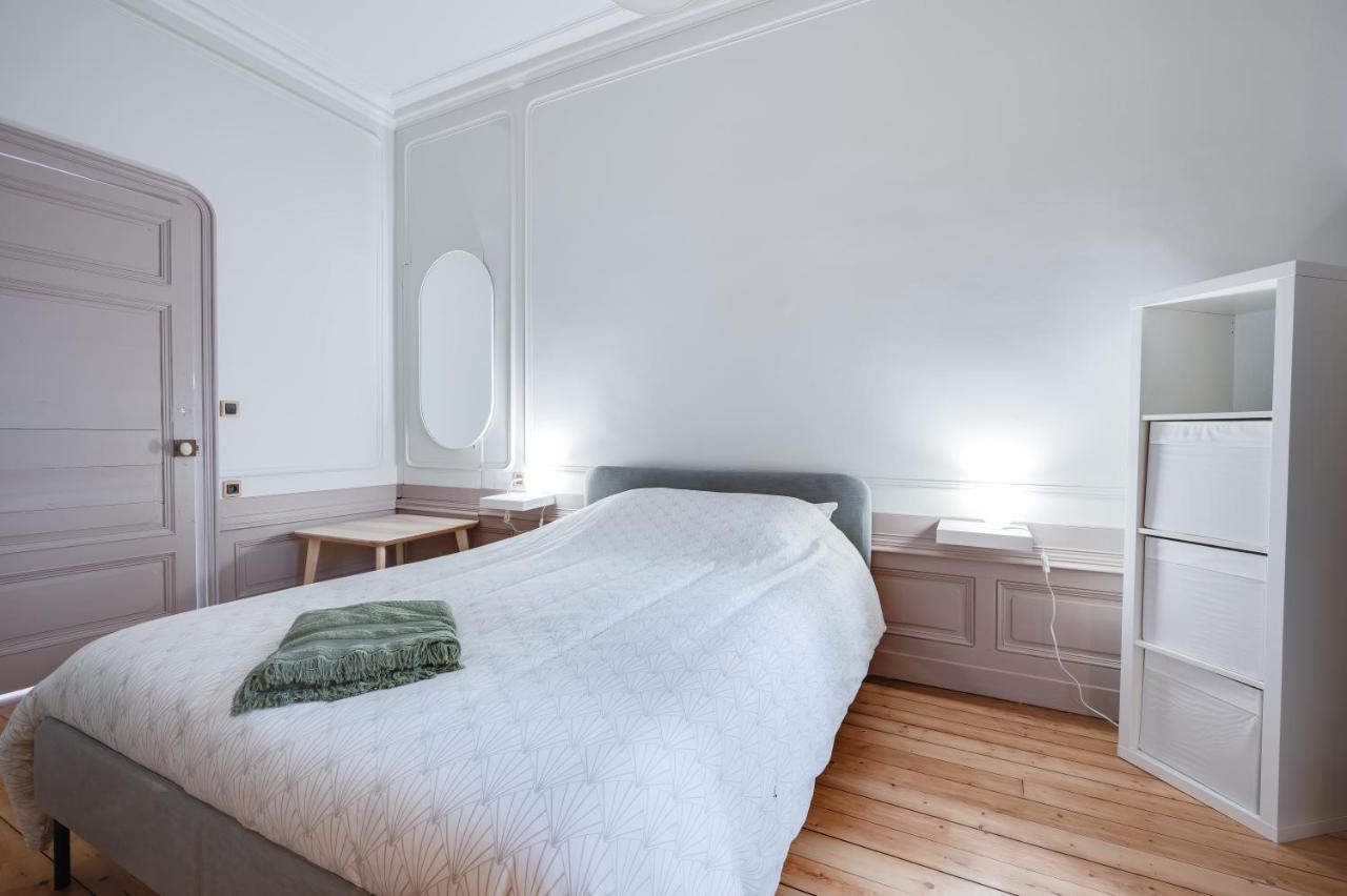 Grand Appartement 8 Personnes Terrasse Privative Hyper Centre Calme Лон-ле-Сонье Экстерьер фото